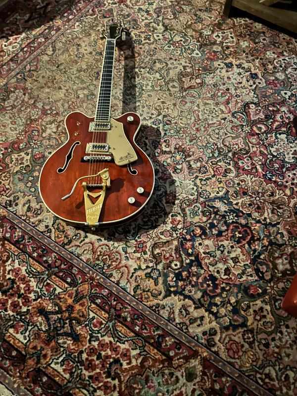 1978 Gretsch Country Gentleman full length