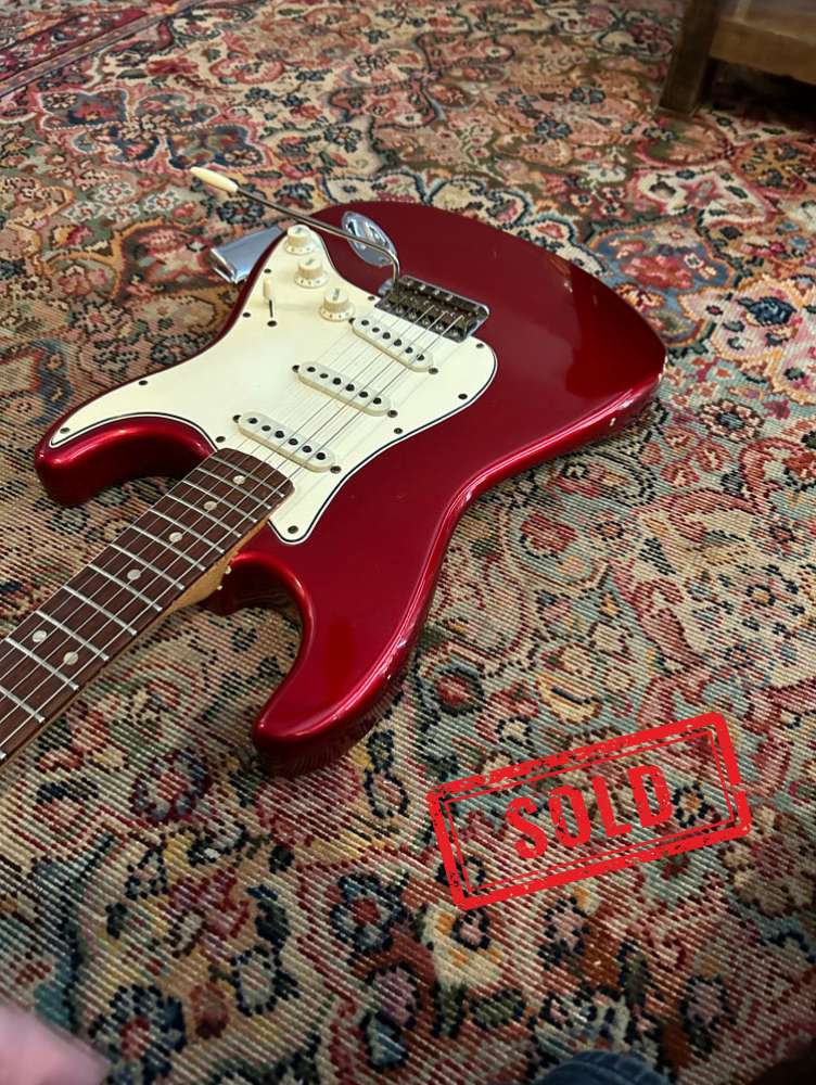 candy apple red strat sold