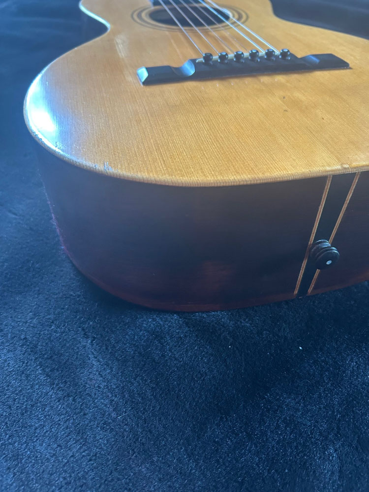 1929s Washburn Parlor Guitar