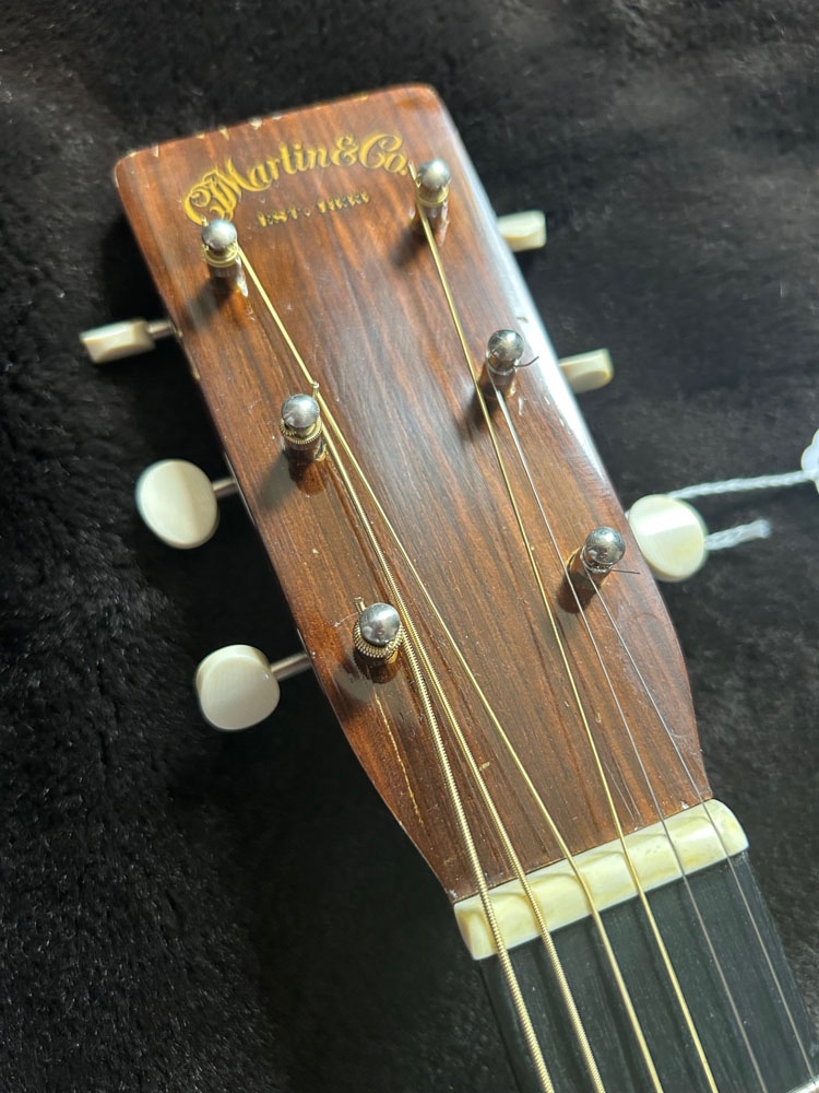 1945 Martin D-18 peghead