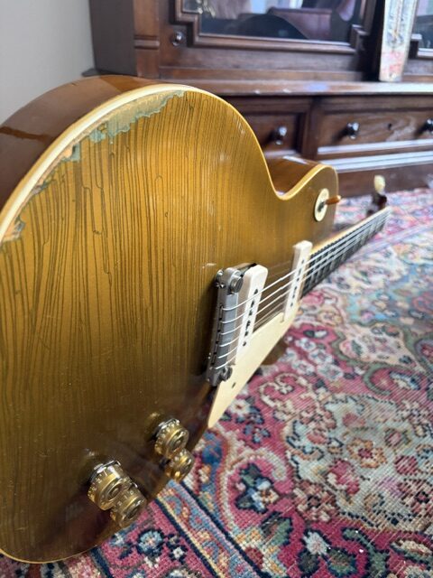 1954 Gibson Les Paul Gold Top side view